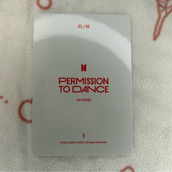 BTS V Taehyung Permission To Dance On Stage Mini PC Photocard - Picture 2 of 2